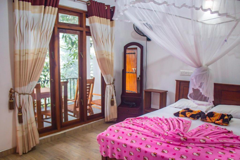Amado Homestay Ella Bagian luar foto