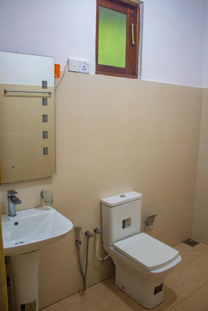 Amado Homestay Ella Bagian luar foto